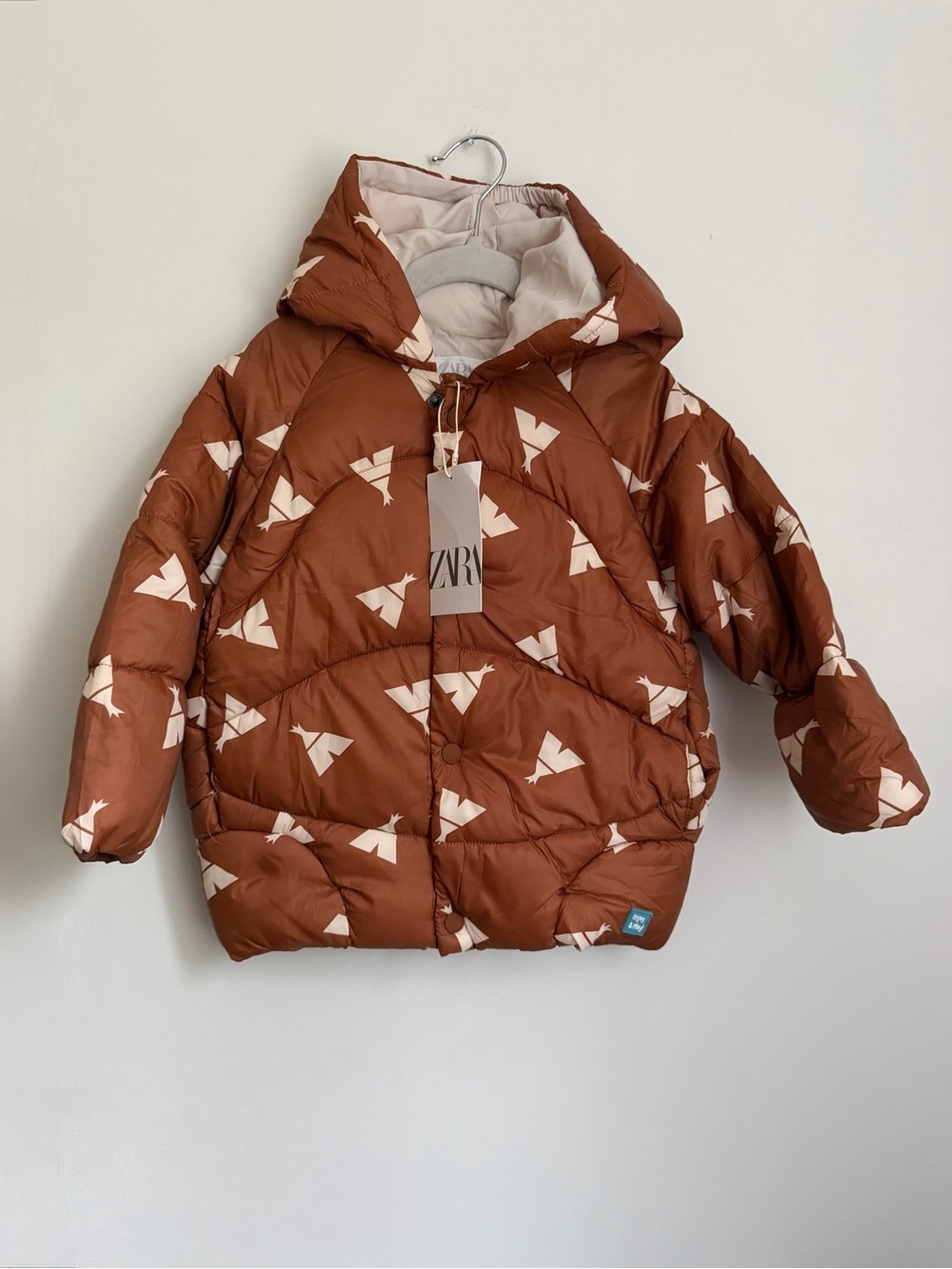 Zara Kids Brown Puffer Jacket with All-Over Teepee Print (Size 3-4)